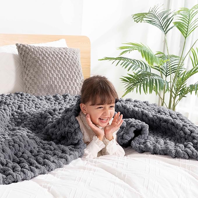 clootess Chunky Knit Blanket Chenille Throw - Warm Soft Cozy for Sofa Bed Boho Home Decor (Dark Grey 40x60 in)