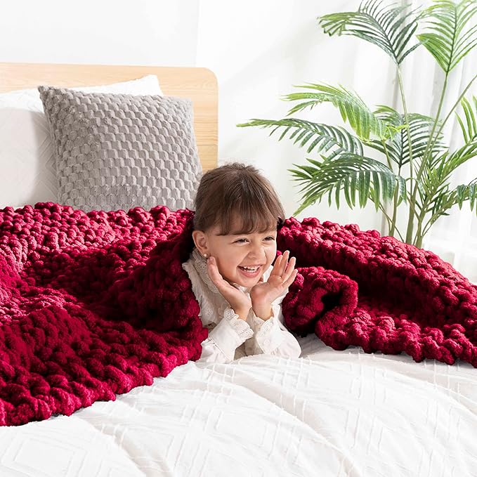 clootess Chunky Knit Blanket Chenille Throw - Warm Soft Cozy for Sofa Bed Boho Home Decor (Red 40x60 in)