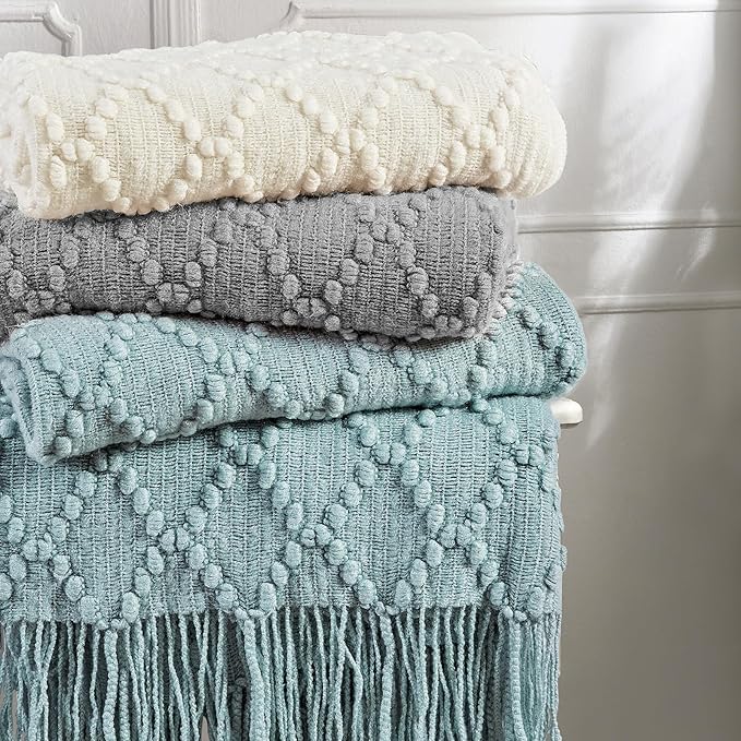 BOURINA Light Grey Throw Blanket 50 x70 Inches Jacquard Argyle Throw Textured Solid Soft Throws and Blankets for Sofa or Bed Knitted Decorative Blanket