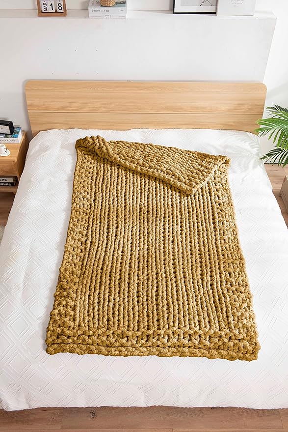 clootess Chunky Knit Blanket Knitted Throw Crochet Chenille Yarn Woven for Bed Sofa Textured Thick Cable Decor (Khaki 40x60 in)