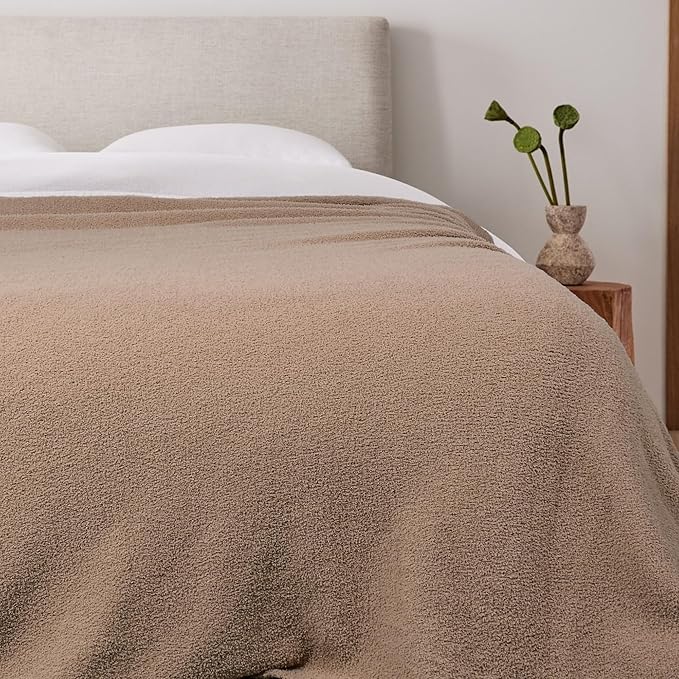 JOOJA Dusty Rose Fuzzy Knitted Blanket, Soft Plush Queen Size for Bed, Cozy Lightweight Blanket for All Seasons, Dusty Rose, 90x90