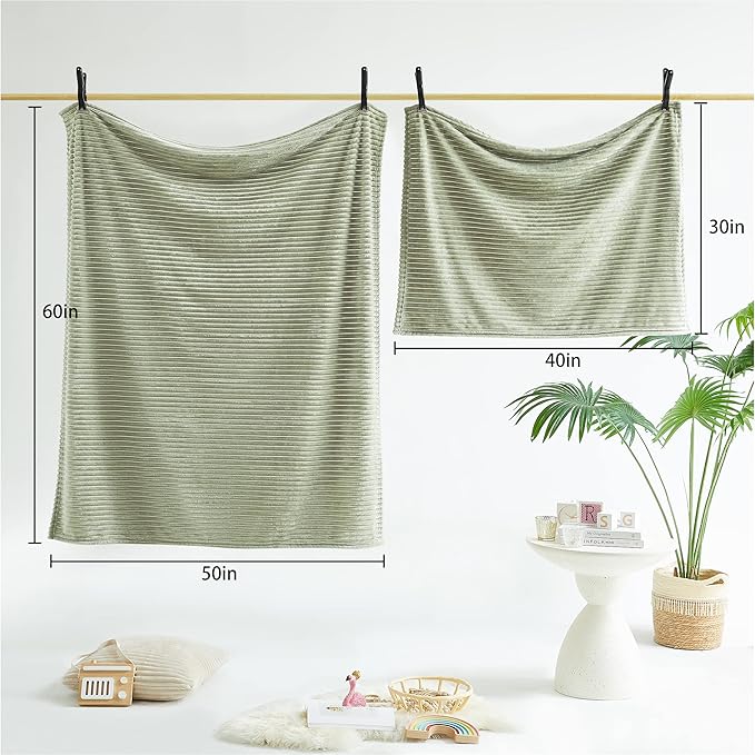 Geniospin Fleece Throw Blanket, 280GSM Extra Soft Lightweight Blanket with Strip, Plush Fuzzy Cozy Blankets and Throws for Couch, Bed, Sofa Cozy, Warm and Breathable (Sage Green, 30x40 inches)