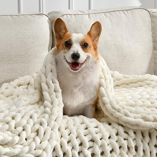 Soft Chunky Knit Blanket, 50X60 in Handmade Thick Chenille Yarn Throw Without Shedding & Raveling, Aesthetic & Cozy Home Decor with Couch Sofa Bed, Gift Pack, Ivory White